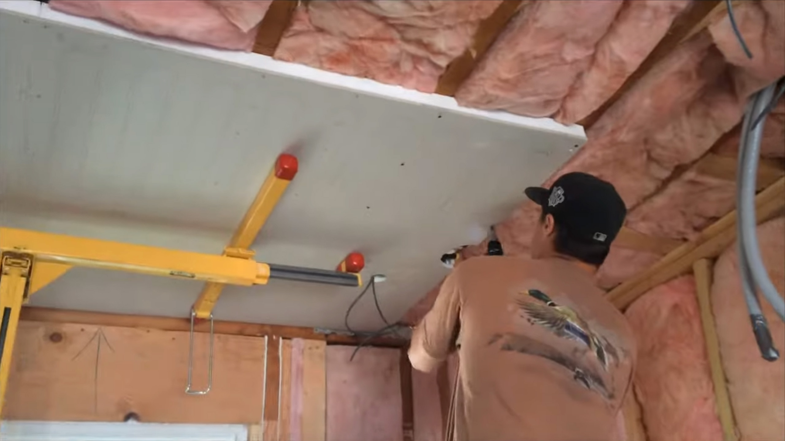 Magic Panel Technik Ray Magic panel hanging - Messana Hydronic Technologies