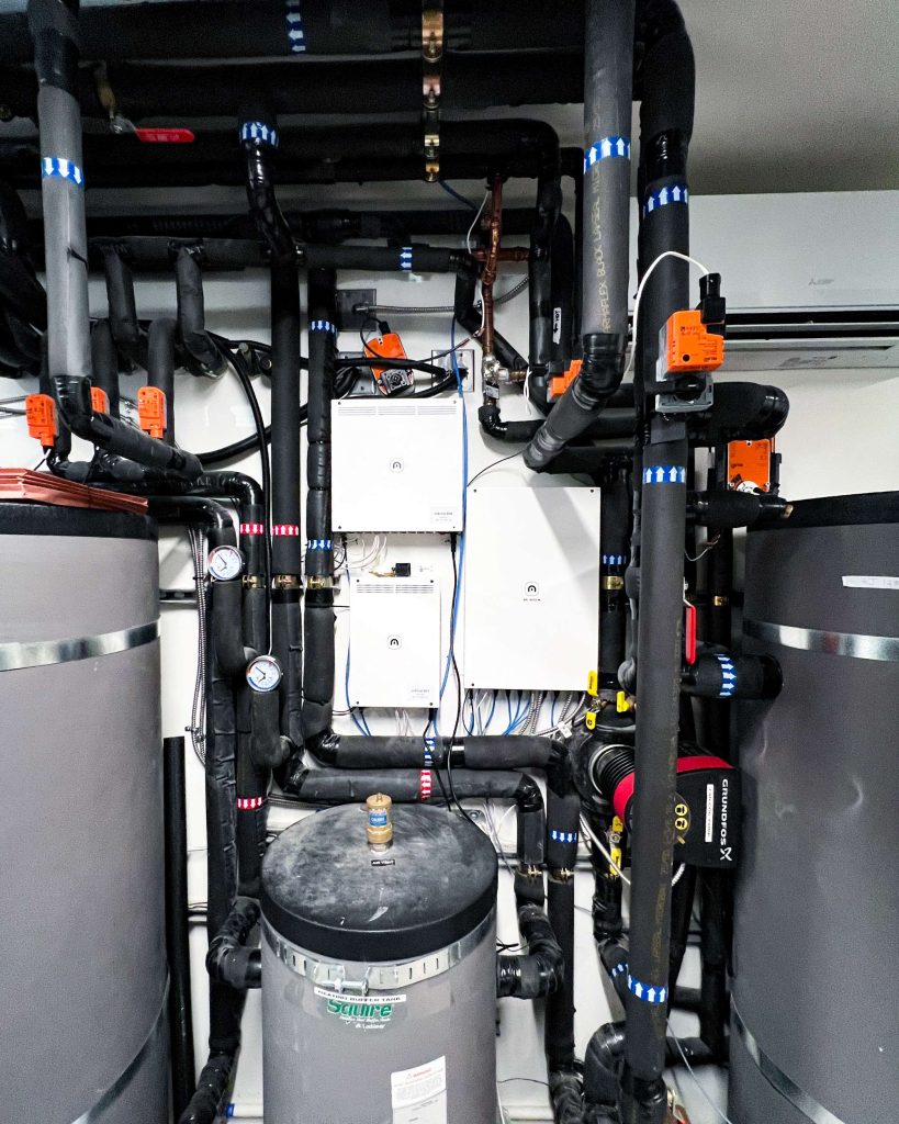 Messana Controls managing hydronic heating and cooling provided via a Ray Magic® radiant ceiling (H/C), radiant floor (H/C), and hydronic fan coil units (H/C) to serve 20 zones!
